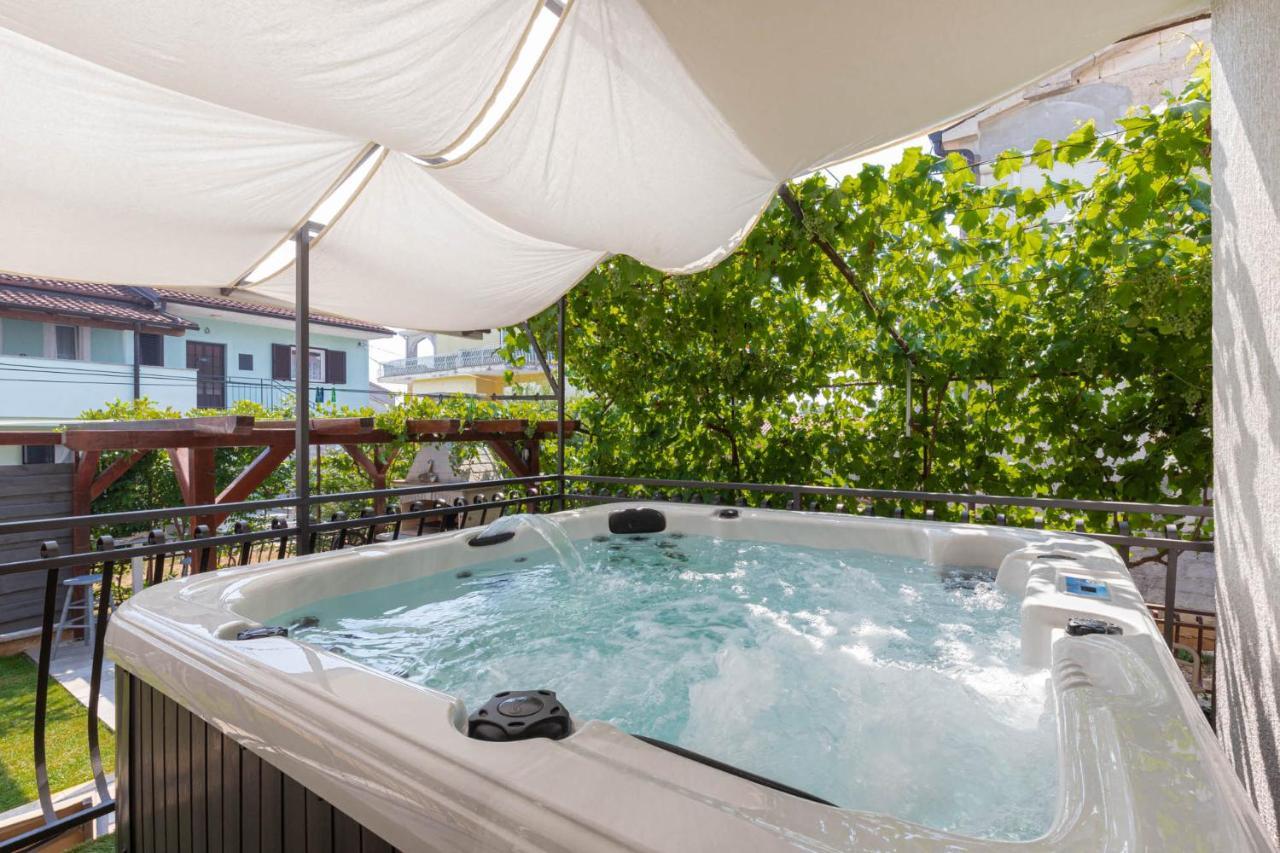 Cukerina Apartment With Whirpool & Sauna Porec Luaran gambar