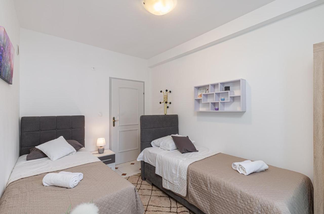 Cukerina Apartment With Whirpool & Sauna Porec Luaran gambar