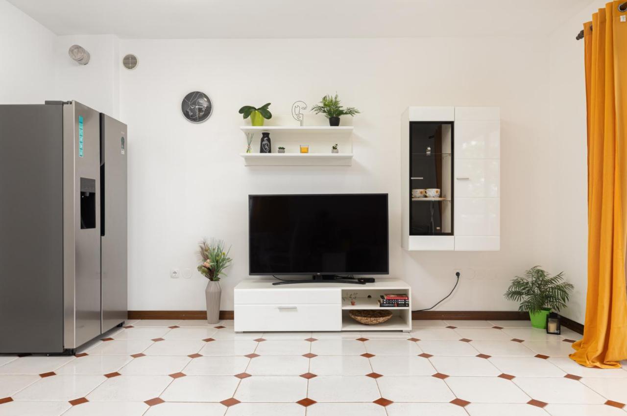 Cukerina Apartment With Whirpool & Sauna Porec Luaran gambar